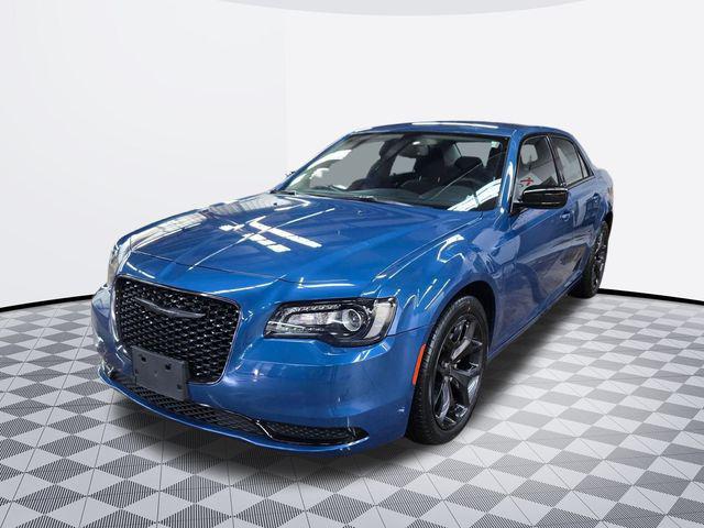 2022 Chrysler 300 Touring
