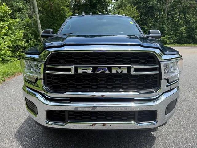 2022 RAM 2500 Tradesman Crew Cab 4x4 8 Box
