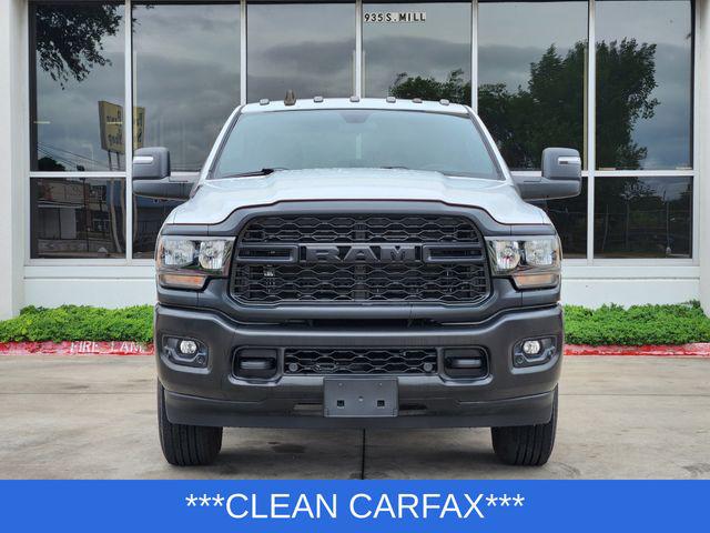 2023 RAM 3500 Tradesman Crew Cab 4x4 8 Box