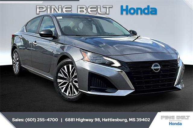 2024 Nissan Altima SV FWD