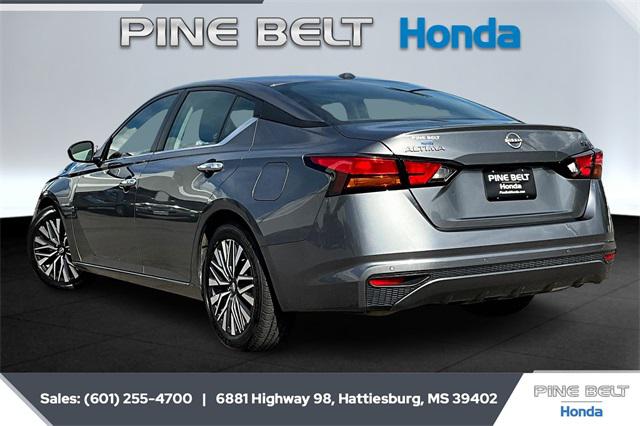 2024 Nissan Altima SV FWD