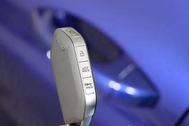 2025 Kia K5 EX