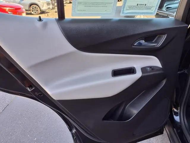 2022 Chevrolet Equinox FWD LS