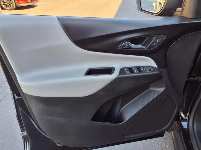 2022 Chevrolet Equinox FWD LS