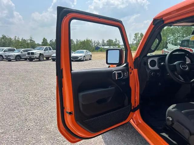 2025 Jeep Gladiator Sport S