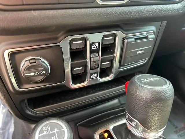 2025 Jeep Gladiator Sport S