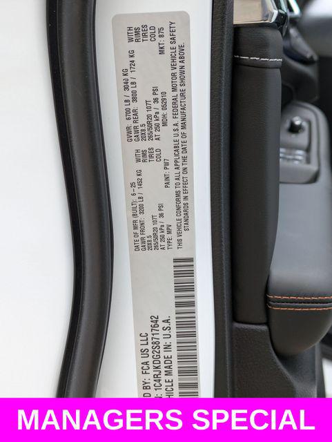 2025 Jeep Grand Cherokee L Overland 4x4