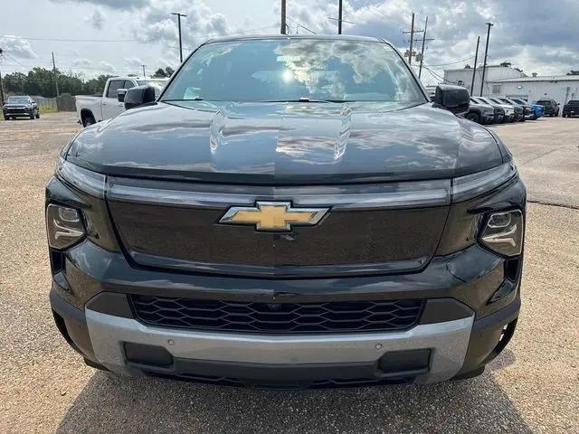 2025 Chevrolet Silverado EV LT