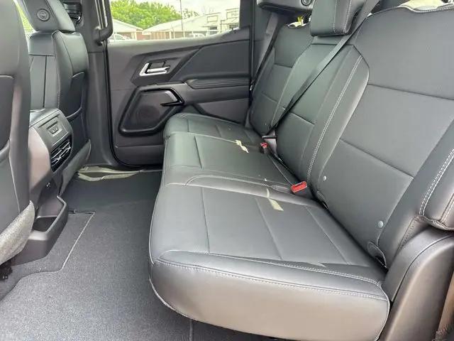 2025 Chevrolet Silverado EV LT