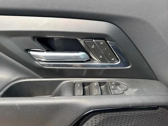 2025 Chevrolet Silverado EV LT