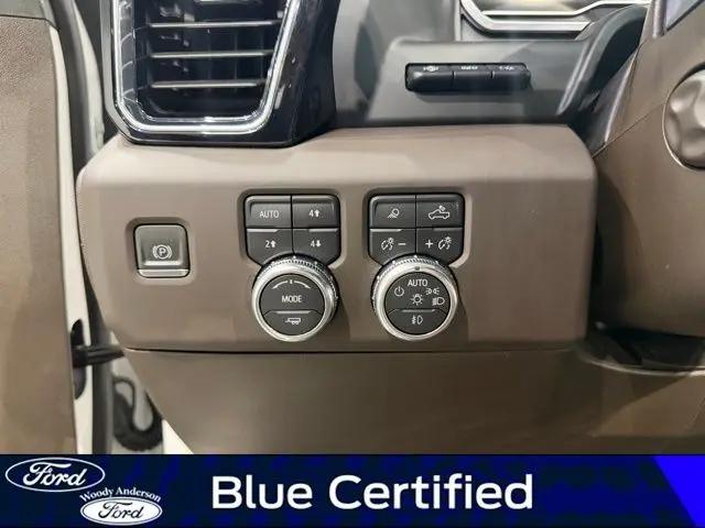 2023 GMC Sierra 1500 4WD Crew Cab Short Box Denali