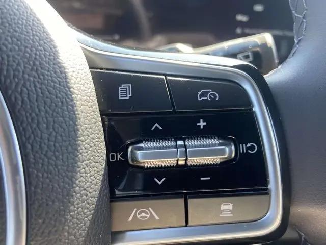 2025 Kia Carnival MPV LXS