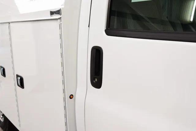 2025 Chevrolet Express Cutaway Work Van