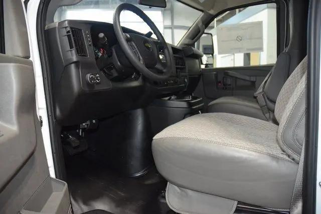 2025 Chevrolet Express Cutaway Work Van