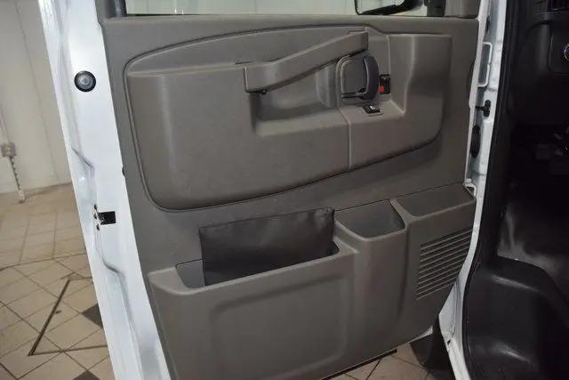 2025 Chevrolet Express Cutaway Work Van