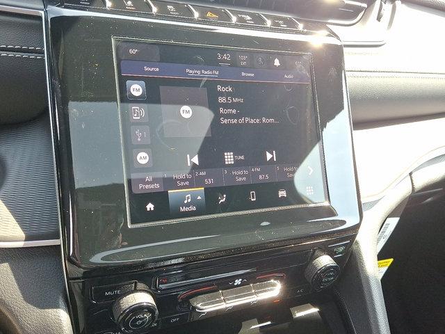 2025 Jeep Grand Cherokee Laredo X 4x4