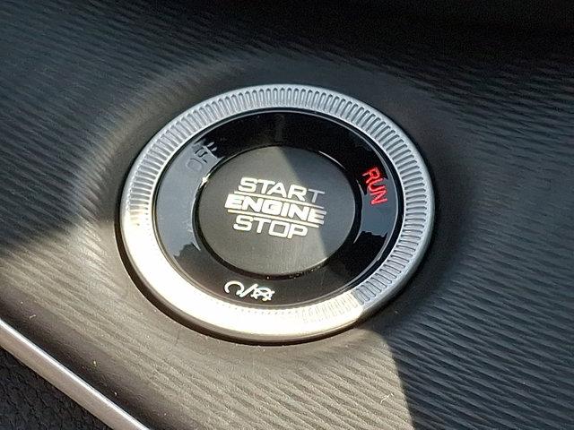 2025 Jeep Grand Cherokee Laredo X 4x4
