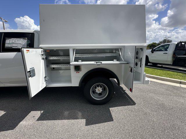 2024 Chevrolet Silverado 3500HD 4WD Crew Cab Long Bed Work Truck