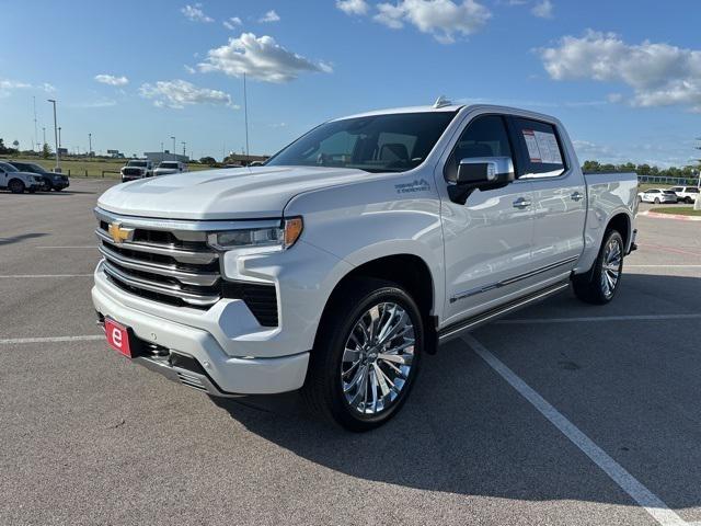 2023 Chevrolet Silverado 1500 4WD Crew Cab Short Bed High Country