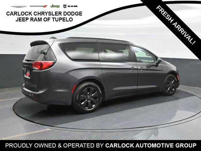 2020 Chrysler Pacifica Hybrid 35th Anniversary Limited