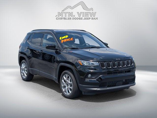 2025 Jeep Compass COMPASS LATITUDE 4X4