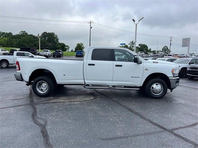 2024 RAM 3500 Big Horn Crew Cab 4x4 8 Box