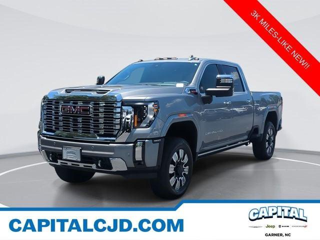 2025 GMC Sierra 2500HD 4WD Crew Cab Standard Bed Denali