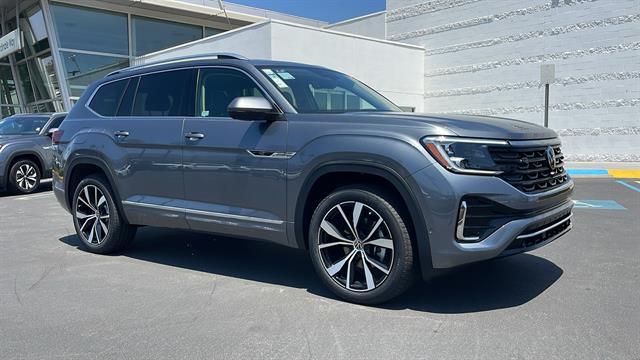 2025 Volkswagen Atlas 2.0T SEL Premium R-Line for sale in Corona, CA