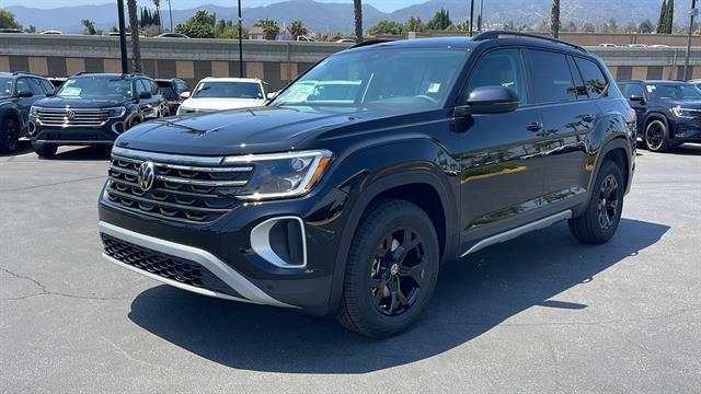 2025 Volkswagen Atlas 2.0T Peak Edition