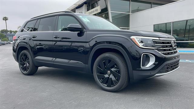 2025 Volkswagen Atlas 2.0T SE w/Technology for sale in Corona, CA