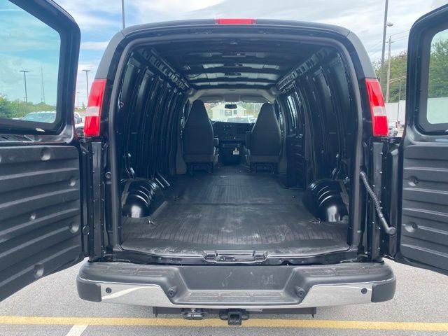 2025 GMC Savana Cargo RWD 3500 Extended Wheelbase Work Van
