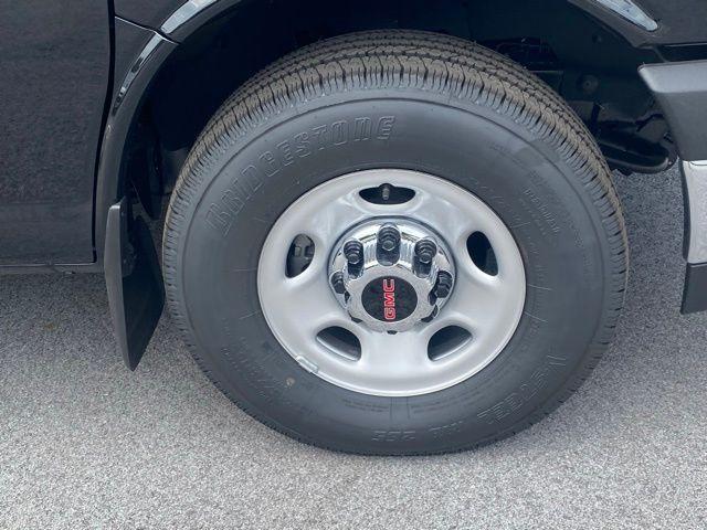 2025 GMC Savana Cargo RWD 3500 Extended Wheelbase Work Van