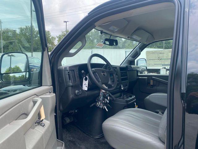 2025 GMC Savana Cargo RWD 3500 Extended Wheelbase Work Van