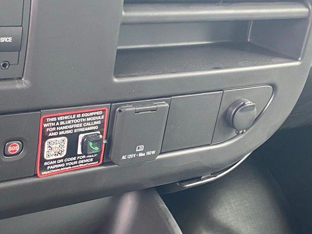 2025 GMC Savana Cargo RWD 3500 Extended Wheelbase Work Van