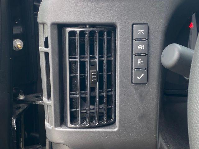 2025 GMC Savana Cargo RWD 3500 Extended Wheelbase Work Van