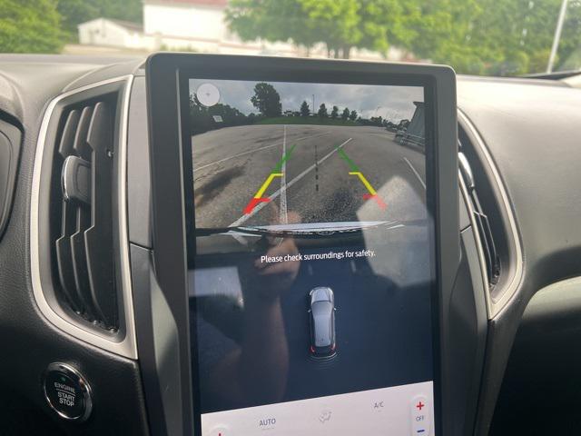 2022 Ford Edge SE