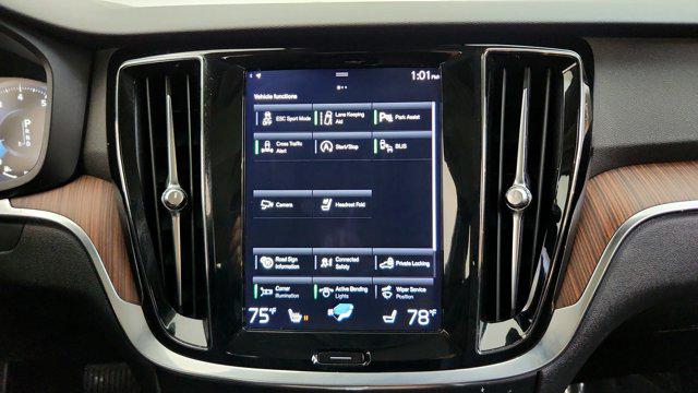 2021 Volvo S60 T6 Momentum