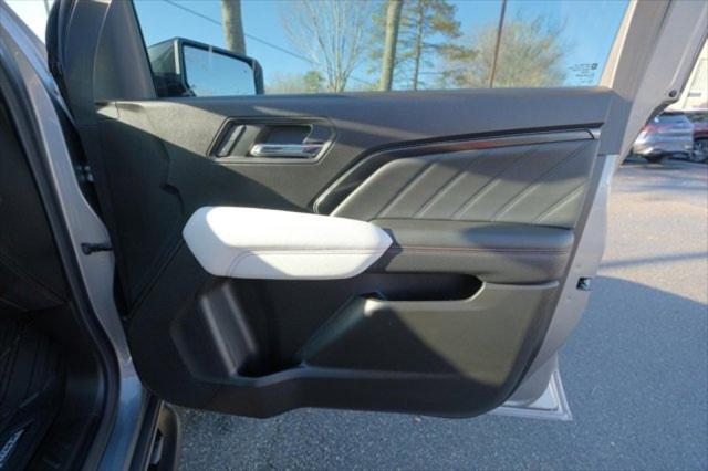 2023 GMC Canyon 4WD Crew Cab Short Box AT4X