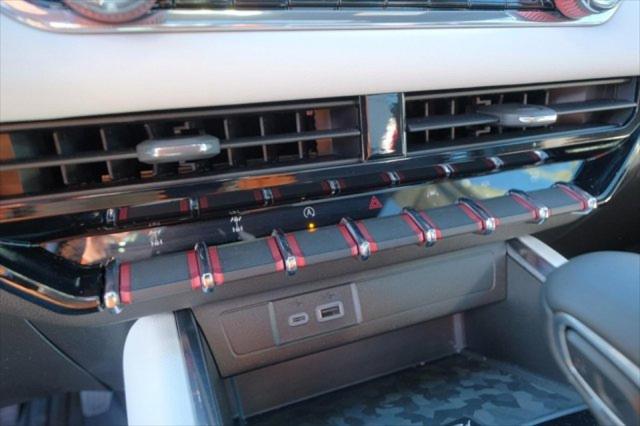 2023 GMC Canyon 4WD Crew Cab Short Box AT4X