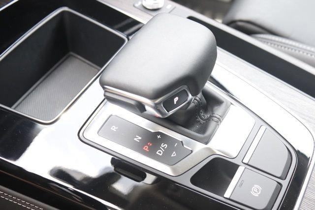 2025 Audi Q5 Premium Plus 45 TFSI S line quattro S tronic