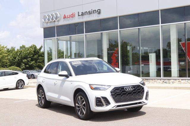 2025 Audi Q5 Premium Plus 45 TFSI S line quattro S tronic for sale in LANSING, MI