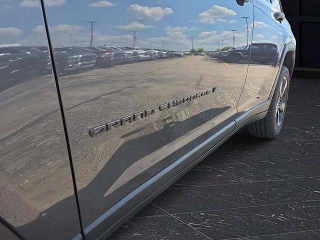 2025 Jeep Grand Cherokee Altitude X 4x4