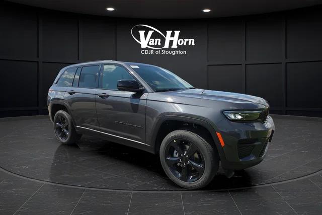 2025 Jeep Grand Cherokee Altitude X 4x4