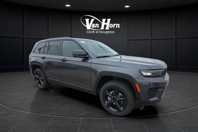 2025 Jeep Grand Cherokee Altitude X 4x4 for sale in Stoughton, WI
