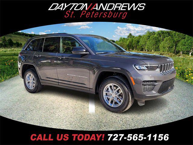 2025 Jeep Grand Cherokee GRAND CHEROKEE LAREDO X 4X4