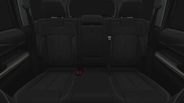 2025 Jeep Grand Cherokee GRAND CHEROKEE LAREDO 4X4