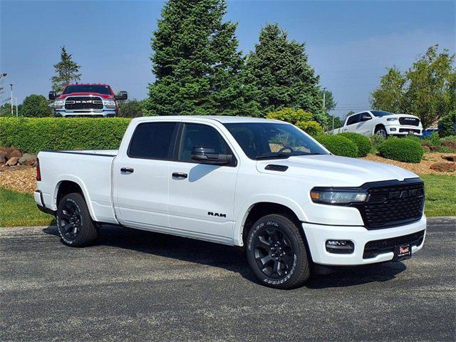 2025 RAM Ram 1500 RAM 1500 BIG HORN CREW CAB 4X4 64 BOX