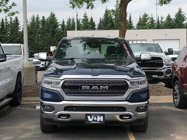 2019 RAM 1500 Limited Crew Cab 4x4 57 Box