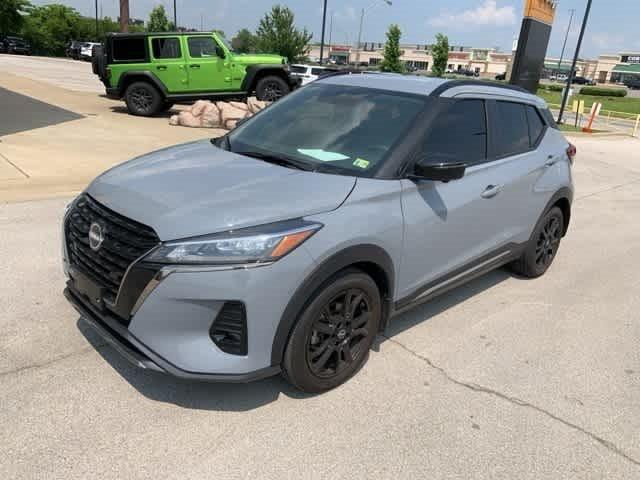 2023 Nissan Kicks SR Xtronic CVT