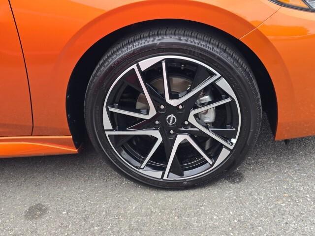 2024 Nissan Sentra SR Xtronic CVT 2024 Nissan Sentra SR Xtronic CVT